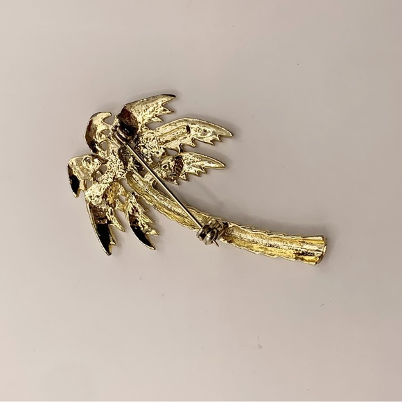 Vintage gold tone palm tree brooch with rhinestone accents - Picture 3 of 8